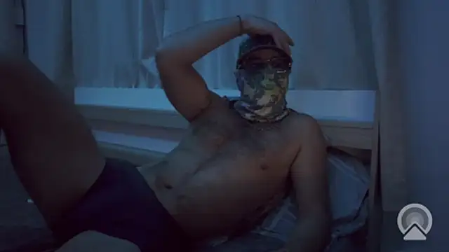 Snapshot of Veyronyx chatting on 04.15.26 Veyronyx online show from 04.15.26