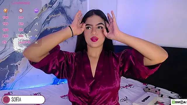Snapshot of sophia__taylor chatting on 04.25.26 sophia taylor online show from 04.25.26