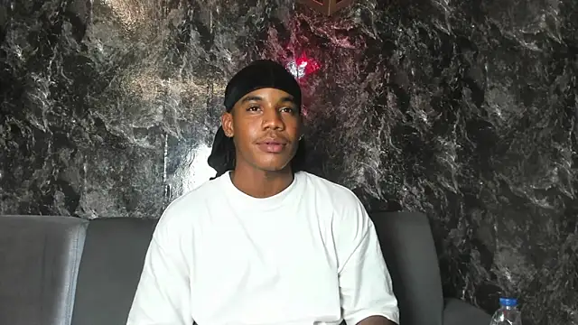 Snapshot of axel_silva4 chatting on 05.12.26 axel silva4 online show from 05.12.26