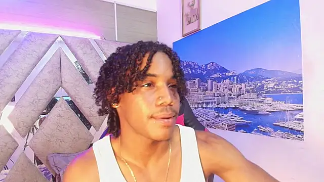 Snapshot of axel_silva4 chatting on 05.13.26 axel silva4 online show from 05.13.26