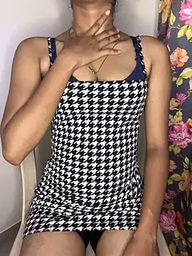 Snapshot of simran-cam chatting on 04.11.26 simran-cam online show from 04.11.26
