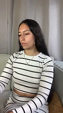 Snapshot of DulceLatinaxo chatting on 06.05.26 DulceLatinaxo online show from 06.05.26