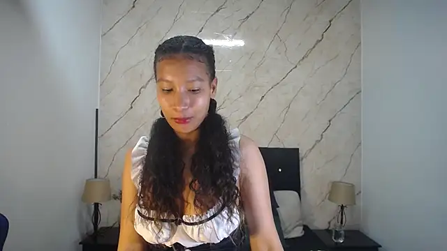 Snapshot of hasley_cute chatting on 04.14.26 hasley cute online show from 04.14.26