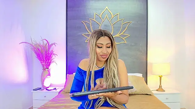 Snapshot of Kiara_Parker_ chatting on 05.18.26 Kiara Parker online show from 05.18.26