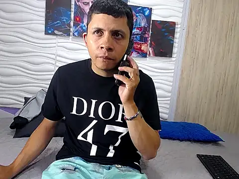 Snapshot of romeojupi chatting on 04.17.26 romeojupi online show from 04.17.26