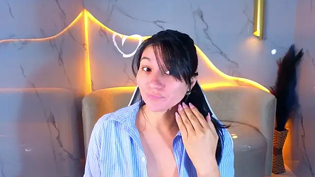 Snapshot of Alisson_tx_ chatting on 05.27.26 Alisson tx online show from 05.27.26