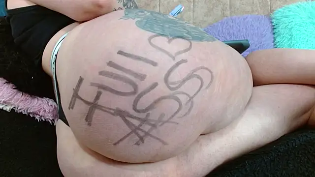 Snapshot of Melanie_Slut_nasty chatting on 06.02.26 Melanie Slut nasty online show from 06.02.26