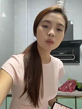 Snapshot of Mimiluv1234 chatting on 04.14.26 Mimiluv1234 online show from 04.14.26