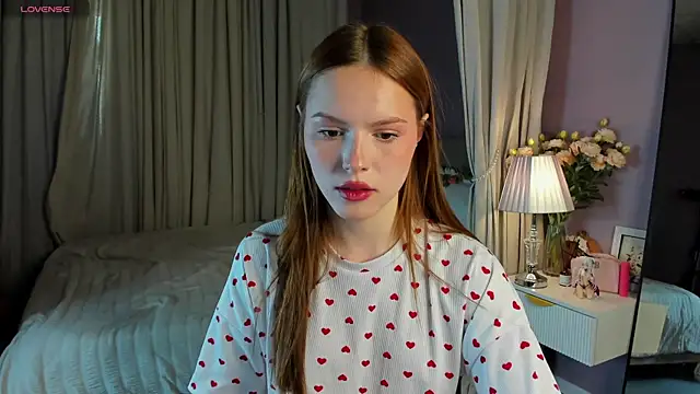 Snapshot of Diana_Broooks chatting on 04.09.26 Diana Broooks online show from 04.09.26