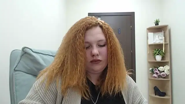 Snapshot of Aillia-Rous chatting on 04.23.26 Aillia-Rous online show from 04.23.26