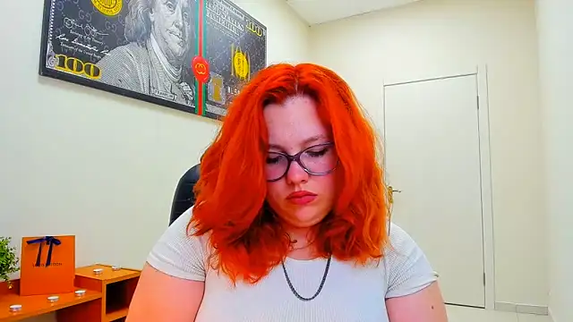 Snapshot of Aillia-Rous chatting on 06.18.26 Aillia-Rous online show from 06.18.26