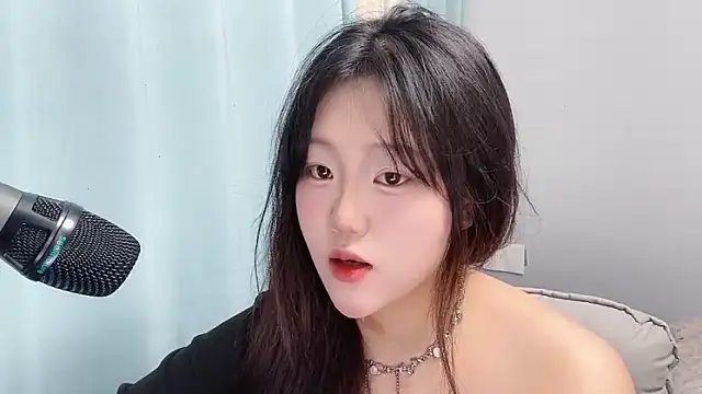 Snapshot of Lilababy00 chatting on 04.14.26 Lilababy00 online show from 04.14.26