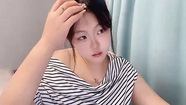 Snapshot of Lilababy00 chatting on 04.25.26 Lilababy00 online show from 04.25.26