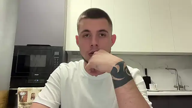 Snapshot of Viktor348 chatting on 04.07.26 Viktor348 online show from 04.07.26