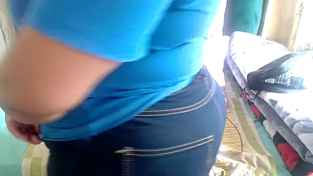 Snapshot of CaramelMelons78 chatting on 04.30.26 CaramelMelons78 online show from 04.30.26