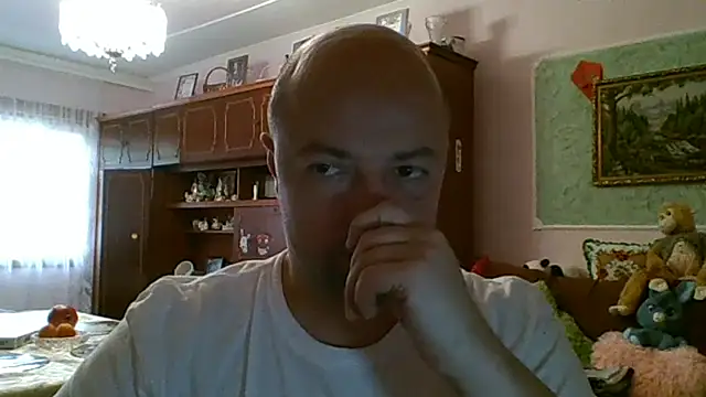 Snapshot of Luceriusbigass chatting on 07.04.26 Luceriusbigass online show from 07.04.26