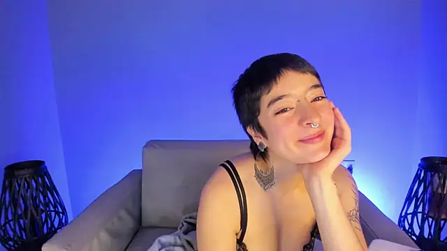 Snapshot of Atheena__ chatting on 07.08.26 Atheena online show from 07.08.26