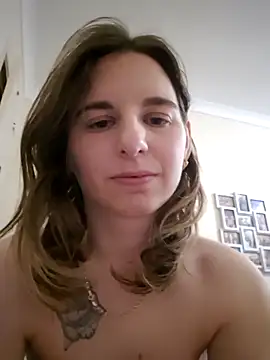 jade Montoe online show from 04.16.26