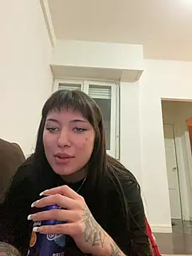 Snapshot of cherryxxox chatting on 06.26.26 cherryxxox online show from 06.26.26
