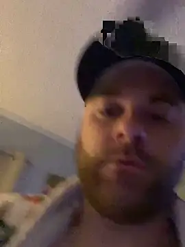 MrBiggles69 online show from 04.11.26