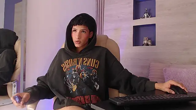 Velvet An online show from 04.18.26
