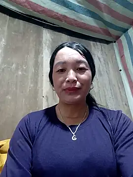 Snapshot of vanlucky2 chatting on 04.19.26 vanlucky2 online show from 04.19.26