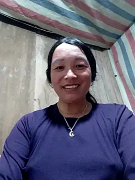 Snapshot of vanlucky2 chatting on 04.20.26 vanlucky2 online show from 04.20.26
