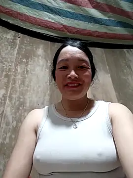 Snapshot of vanlucky2 chatting on 05.05.26 vanlucky2 online show from 05.05.26