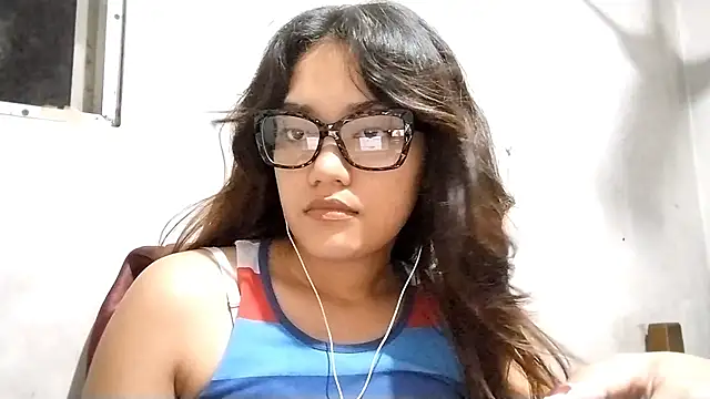 Snapshot of OliviaCarchi chatting on 05.15.26 OliviaCarchi online show from 05.15.26