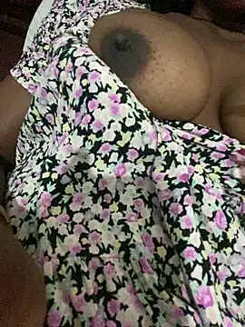 Sweetebony25 online show from 04.16.26