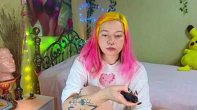 Sansarella online show from 12.15.25