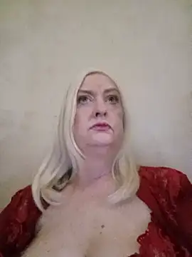 Snapshot of Julia20X chatting on 05.23.26 Julia20X online show from 05.23.26