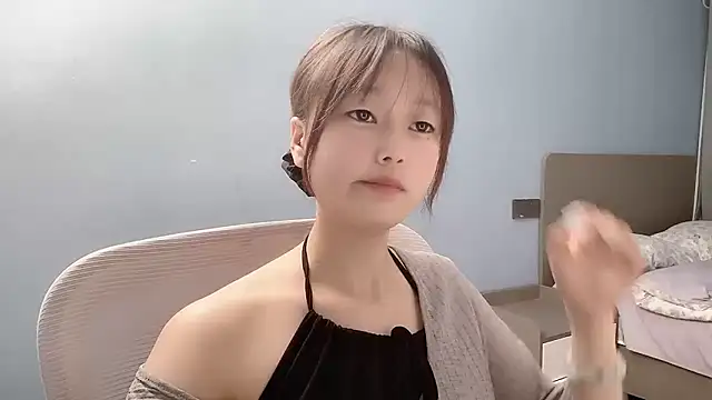 Snapshot of Xiaoqing00 chatting on 04.21.26 Xiaoqing00 online show from 04.21.26