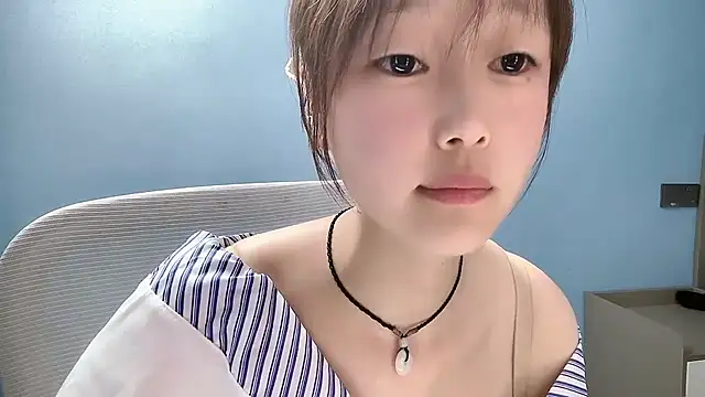 Snapshot of Xiaoqing00 chatting on 04.27.26 Xiaoqing00 online show from 04.27.26