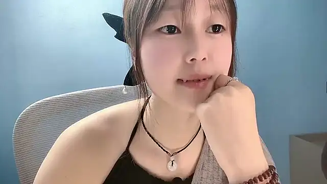 Snapshot of Xiaoqing00 chatting on 05.02.26 Xiaoqing00 online show from 05.02.26