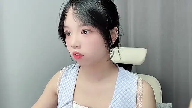 Snapshot of Xiaoqing00 chatting on 05.14.26 Xiaoqing00 online show from 05.14.26