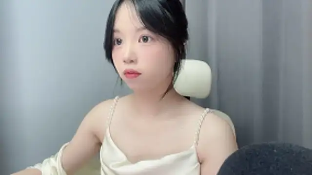 Snapshot of Xiaoqing00 chatting on 05.16.26 Xiaoqing00 online show from 05.16.26