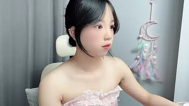 Snapshot of Xiaoqing00 chatting on 05.20.26 Xiaoqing00 online show from 05.20.26