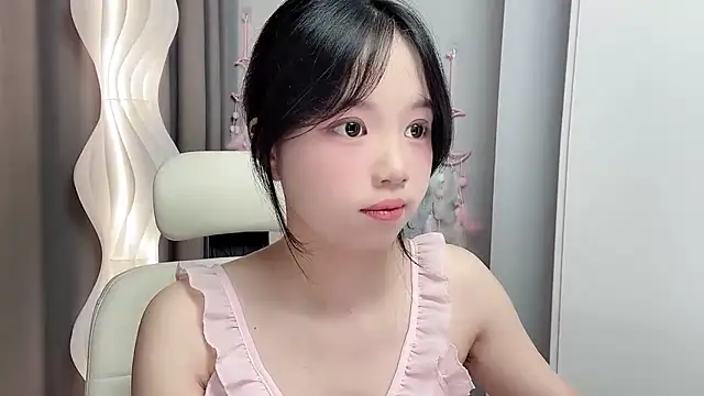 Snapshot of Xiaoqing00 chatting on 05.23.26 Xiaoqing00 online show from 05.23.26