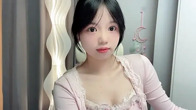 Snapshot of Xiaoqing00 chatting on 05.28.26 Xiaoqing00 online show from 05.28.26