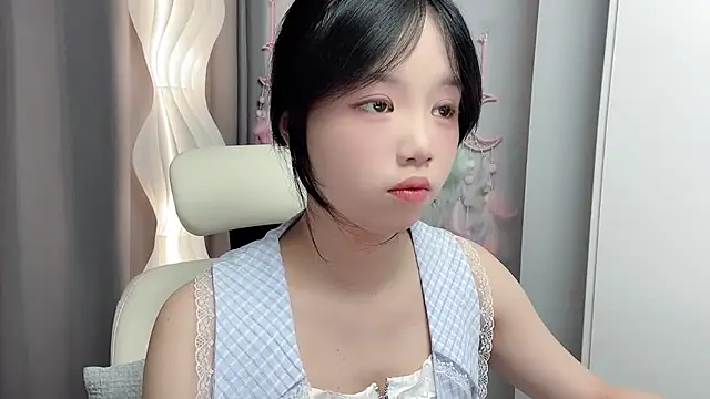 Snapshot of Xiaoqing00 chatting on 05.31.26 Xiaoqing00 online show from 05.31.26