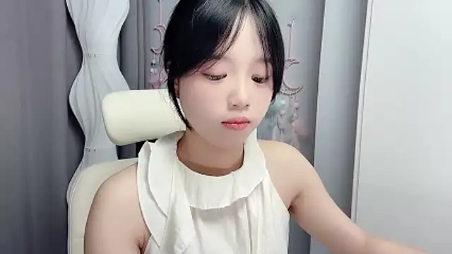 Snapshot of Xiaoqing00 chatting on 06.02.26 Xiaoqing00 online show from 06.02.26