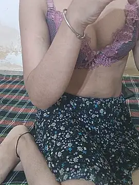 Snapshot of Baby-Doll_ chatting on 05.18.26 Baby-Doll online show from 05.18.26