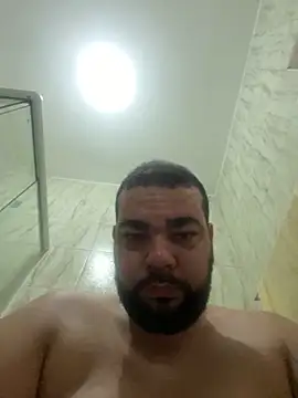 Snapshot of carlosgrossU chatting on 04.09.26 carlosgrossU online show from 04.09.26