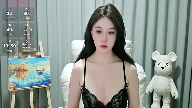 Snapshot of LUNYI-CC chatting on 05.16.26 LUNYI-CC online show from 05.16.26