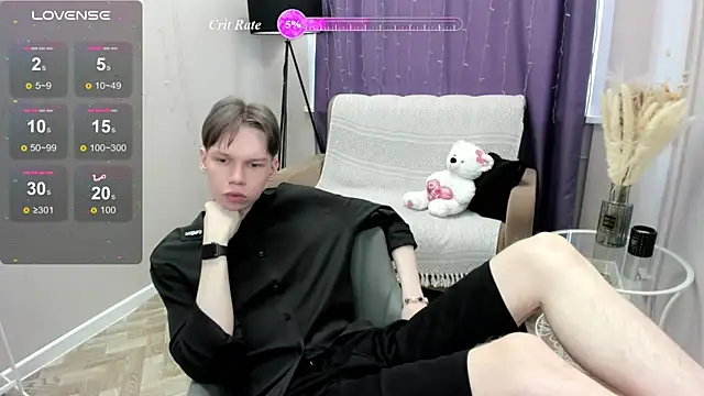 Snapshot of EliotMars chatting on 05.15.26 EliotMars online show from 05.15.26