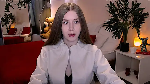 Snapshot of cheeky_chick chatting on 07.14.26 cheeky chick online show from 07.14.26