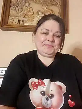 Snapshot of Dear_Natalia chatting on 04.18.26 Dear Natalia online show from 04.18.26
