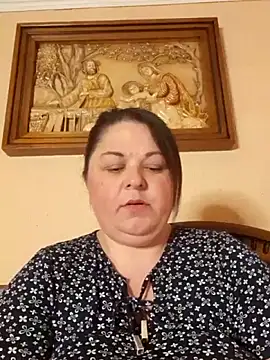Snapshot of Dear_Natalia chatting on 05.22.26 Dear Natalia online show from 05.22.26