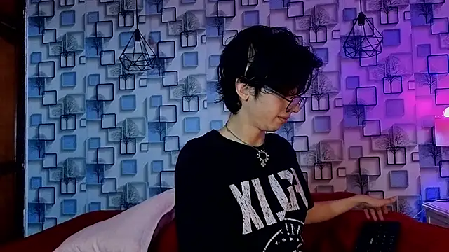 Snapshot of Twink_Sebas7 chatting on 05.12.26 Twink Sebas7 online show from 05.12.26